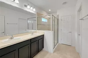 654 Campo Ln, Davenport, FL 33837 - Photo 10