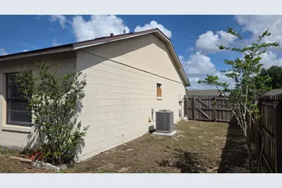 126 Garden Cove Court, Orlando, FL 32835 - Photo 14