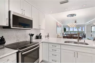 615 Dream Island Road #107, Longboat Key, FL 34228 - Photo 6