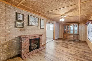 935 Florida Ave, Orange City, FL 32763 - Photo 20