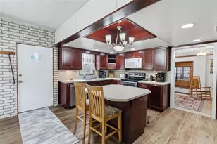 935 Florida Ave, Orange City, FL 32763 - Photo 8