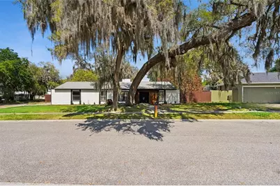 418 E Lakeshore Drive, Ocoee, FL 34761 - Photo 4