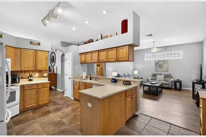 5036 Sawgrass Lake Circle, Leesburg, FL 34748 - Photo 10