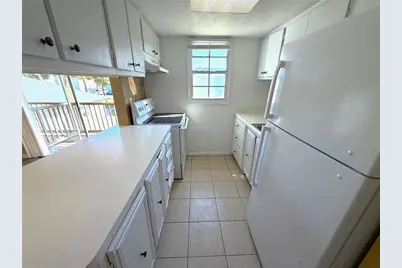 2785 L B McLeod Road #2785D, Orlando, FL 32805 - Photo 6