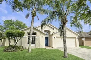 109 Thornbury Dr, Kissimmee, FL 34744 - Photo 1