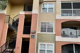 1939 Summer Club Apt Dr, Oviedo, FL 32765 - Photo 2