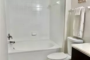 1939 Summer Club Apt Dr, Oviedo, FL 32765 - Photo 40
