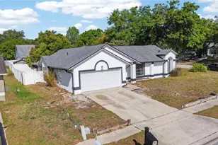 2075 Hedgerow Cir, Ocoee, FL 34761 - Photo 1