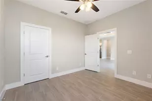 700 Desmoines Dr, Kissimmee, FL 34759 - Photo 18