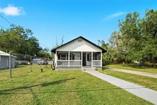 1406 W 15th St, Sanford, FL 32771 - Photo 2