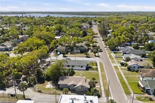 1826 19th St S, Saint Petersburg, FL 33712 - Photo 30