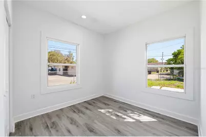 1826 19th Street S, Saint Petersburg, FL 33712 - Photo 12