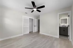 413 Country Club Dr, Oldsmar, FL 34677 - Photo 10