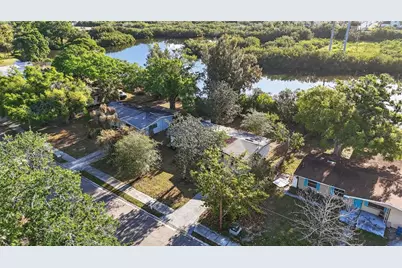 413 Country Club Drive, Oldsmar, FL 34677 - Photo 32