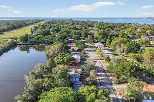 413 Country Club Dr, Oldsmar, FL 34677 - Photo 40