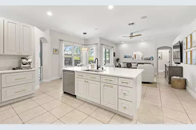 710 N Hampton Drive, Davenport, FL 33897 - Photo 32