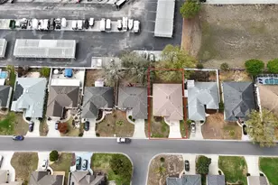 191 Therese St, Davenport, FL 33897 - Photo 4