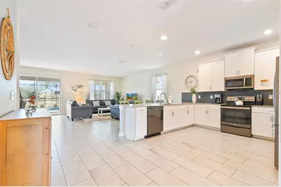 2874 Stanza Ct, Kissimmee, FL 34746 - Photo 4