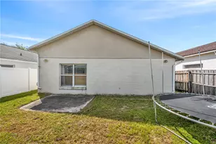 385 Briar Bay Cir, Orlando, FL 32825 - Photo 38