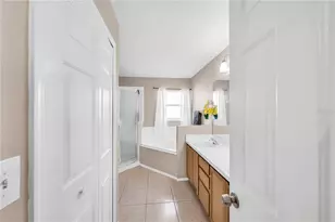 385 Briar Bay Cir, Orlando, FL 32825 - Photo 28