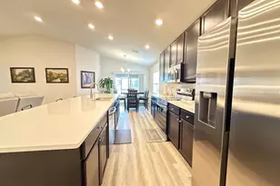 413 Windy Willow Wy, Saint Cloud, FL 34771 - Photo 8