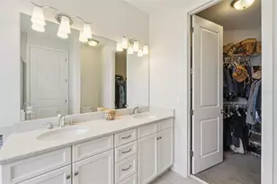 24414 Woodhill Ct, Sorrento, FL 32776 - Photo 12