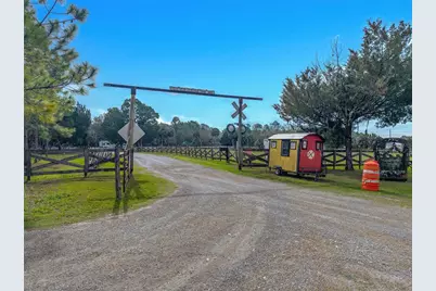11350 State Road 121, Inglis, FL 34449 - Photo 2