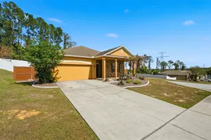 202 Colonial Pine Ln, Minneola, FL 34715 - Photo 2