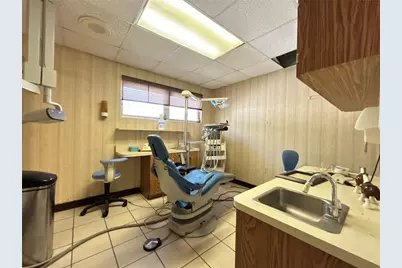 404 Perkins Street, Leesburg, FL 34748 - Photo 20