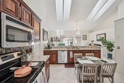 11715 Oxfordshire Place, Orlando, FL 32824 - Photo 12