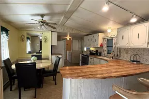 28520 Holly Ave, Paisley, FL 32767 - Photo 8