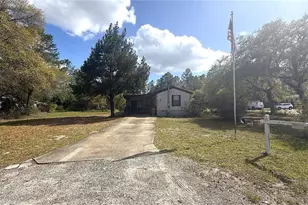 28520 Holly Ave, Paisley, FL 32767 - Photo 2