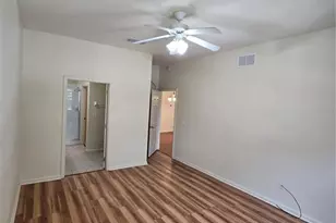 3001 Laurel Run Ln, Kissimmee, FL 34741 - Photo 16