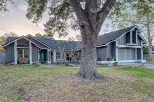 1665 Grange Cir, Longwood, FL 32750 - Photo 2