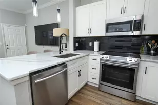 2202 Elizabeth Ave, Orlando, FL 32804 - Photo 8
