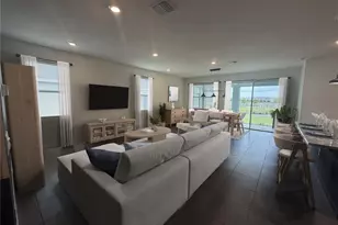5043 Stokes Wy, Wildwood, FL 34785 - Photo 4