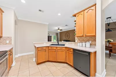 9644 Heron Pointe Drive, Orlando, FL 32832 - Photo 10