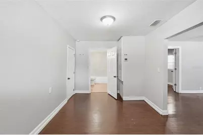 1410 E Waters Avenue, Tampa, FL 33604 - Photo 26