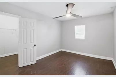 1410 E Waters Avenue, Tampa, FL 33604 - Photo 20