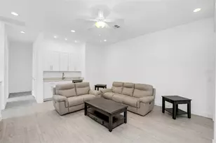 8436 Via Vittoria Way, Orlando, FL 32819 - Photo 32