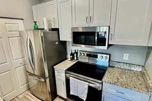 2652 Robert Trent Jones Dr, Orlando, FL 32835 - Photo 10