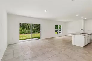1113 Majesty Palm Cir, Deland, FL 32720 - Photo 6