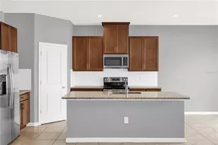 29307 Meadowcroft Ave, Wesley Chapel, FL 33544 - Photo 8