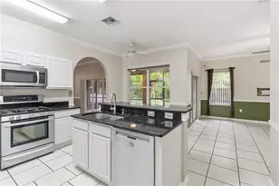 5316 Coral Vine Ln, Kissimmee, FL 34758 - Photo 4