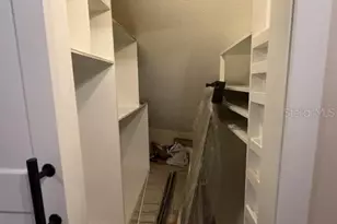 10424 Lyons Ave, Lithia, FL 33547 - Photo 16