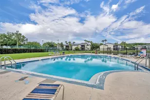 1576 Crosswind Cir, Orlando, FL 32825 - Photo 38