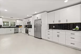 6941 Tallow Tree Rd, Sanford, FL 32771 - Photo 6