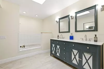 7432 Sparkling Lake Rd, Orlando, FL 32819 - Photo 24