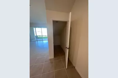 2234 Tay Wes Drive, Saint Cloud, FL 34771 - Photo 2