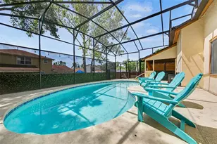 916 E Cleveland St, Apopka, FL 32703 - Photo 2